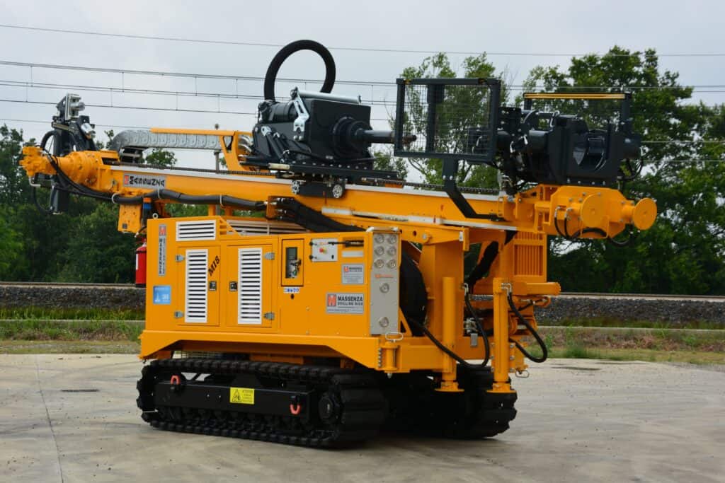 2578_Mi8 perforatrice Massenza Drilling rigs