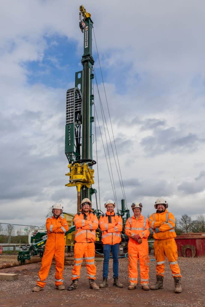 2633 perforatrice Mi40 Massenza Drilling Rigs cantiere UK