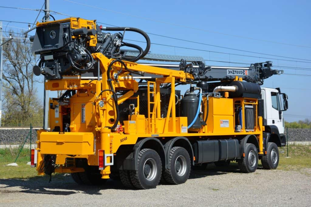 2703_Mi40_perforatrice Massenza Drilling rigs