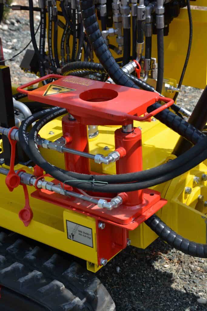 2556_Mi1 perforatrice Massenza Drilling rigs