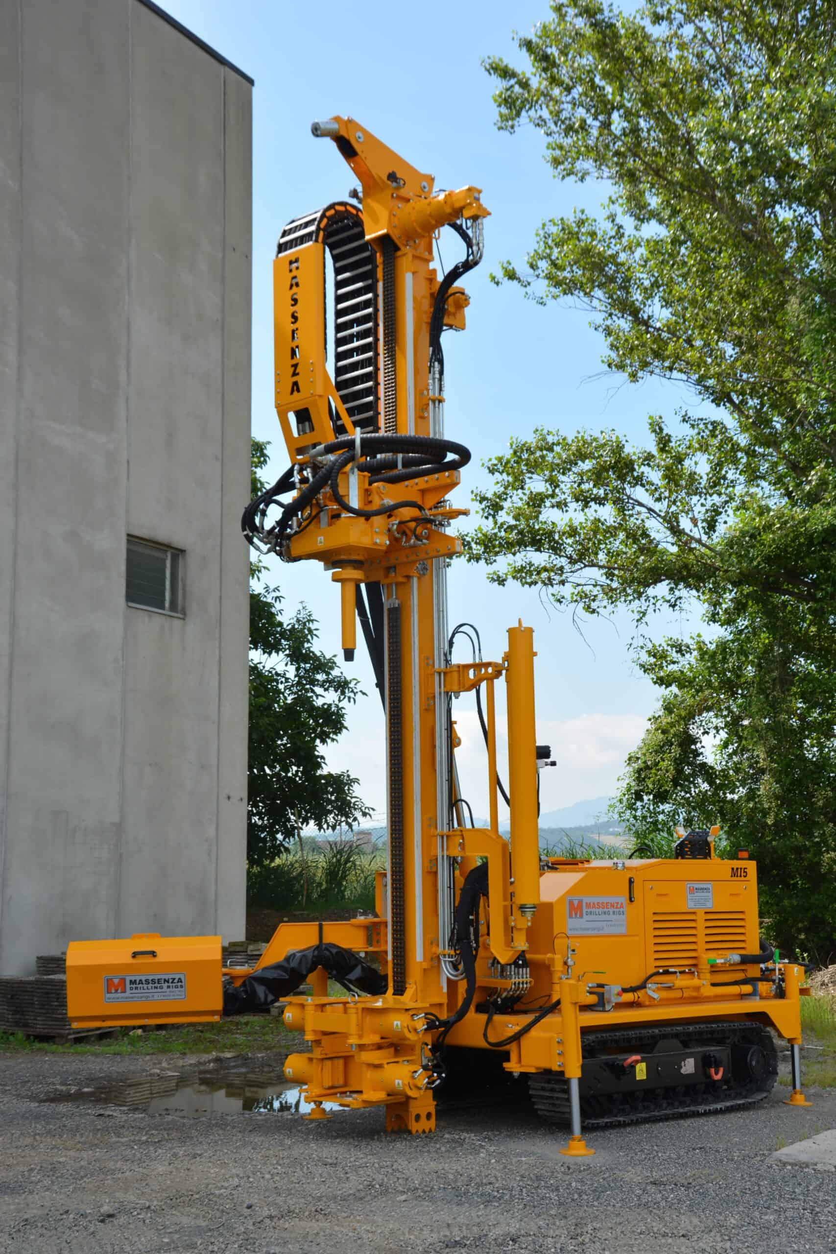 2698_Mi5_perforatrice Massenza Drilling rigs