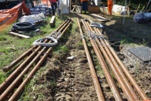 2593 Mi8 perforatrice Massenza drilling rigs video cantiere posa dispersori corrente a terra